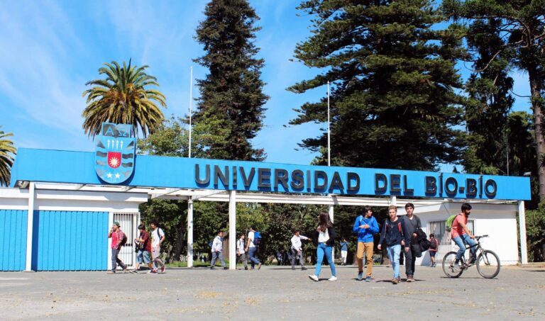 UBB debió reintegrar más de $15 millones por gasto excesivo en gira del Gore Biobío a Nueva Zelanda