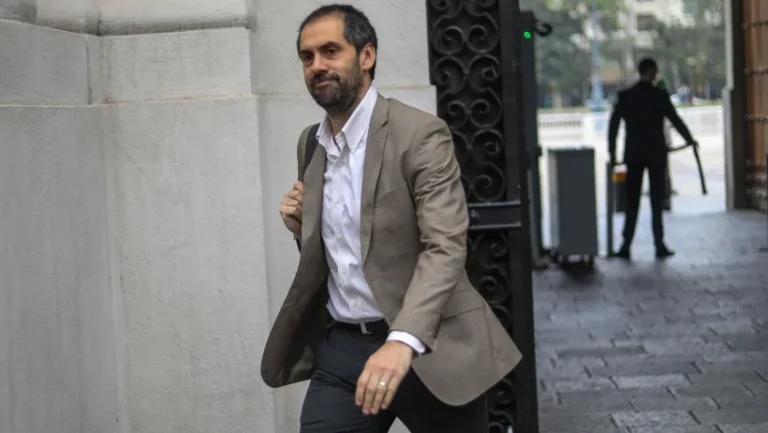 Grau asegura que el próximo gobierno recibirá una economía “ordenada” y en proceso de normalización