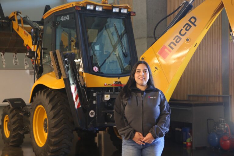 Docente de Inacap San Pedro de la Paz representará a Chile en primer Encuentro Internacional de Mujeres Mecánicas en México