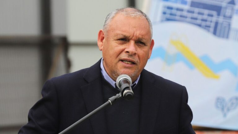 Gobernador de Valparaíso refuerza resguardo personal tras amenazas recibidas en redes sociales
