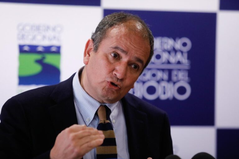 Concejales de Lota cuestionan llegada de exgobernador Rodrigo Díaz a la administración municipal